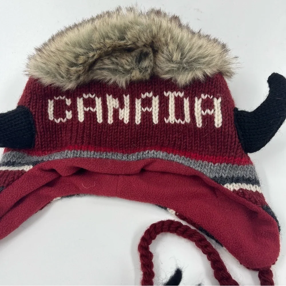 DeLux‎ Canada Beanie / Hat